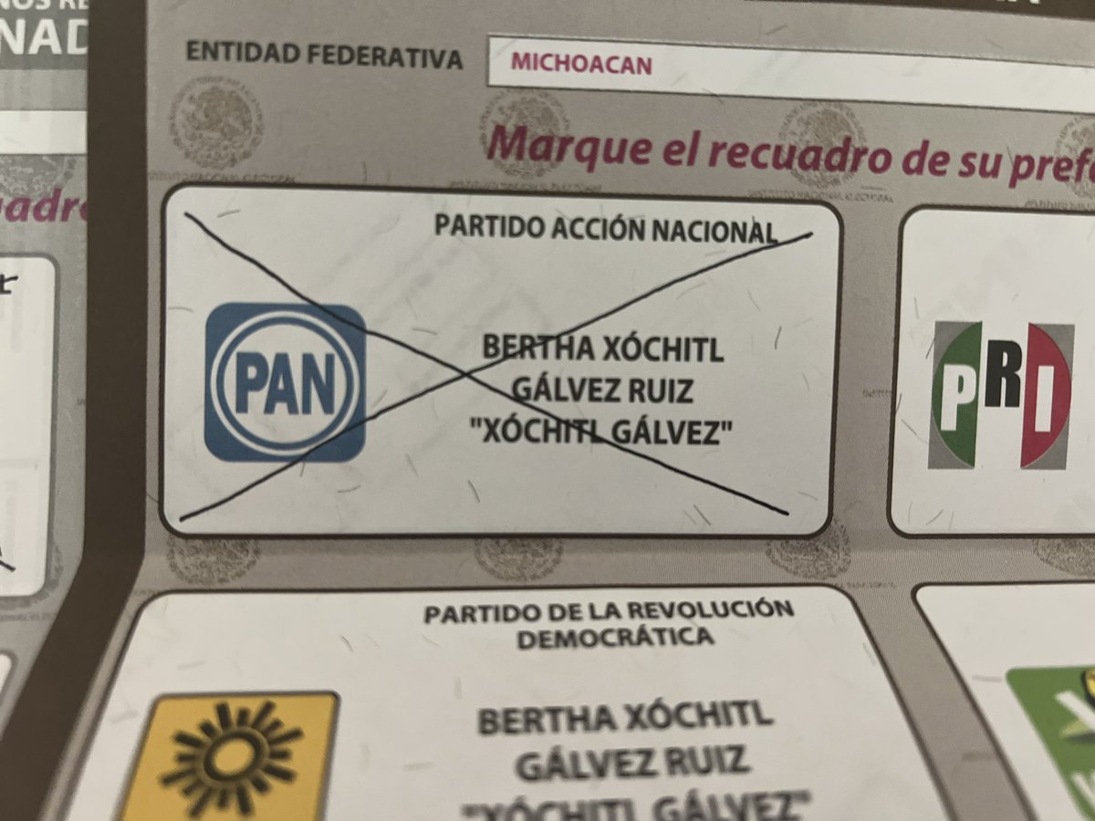 Listo mi voto desde Los Ángeles, CA para @XochitlGalvez 💪🏻#FuerzaYCorazonPorMexico #VotoExtranjero