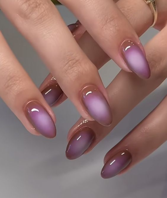 Aura nails