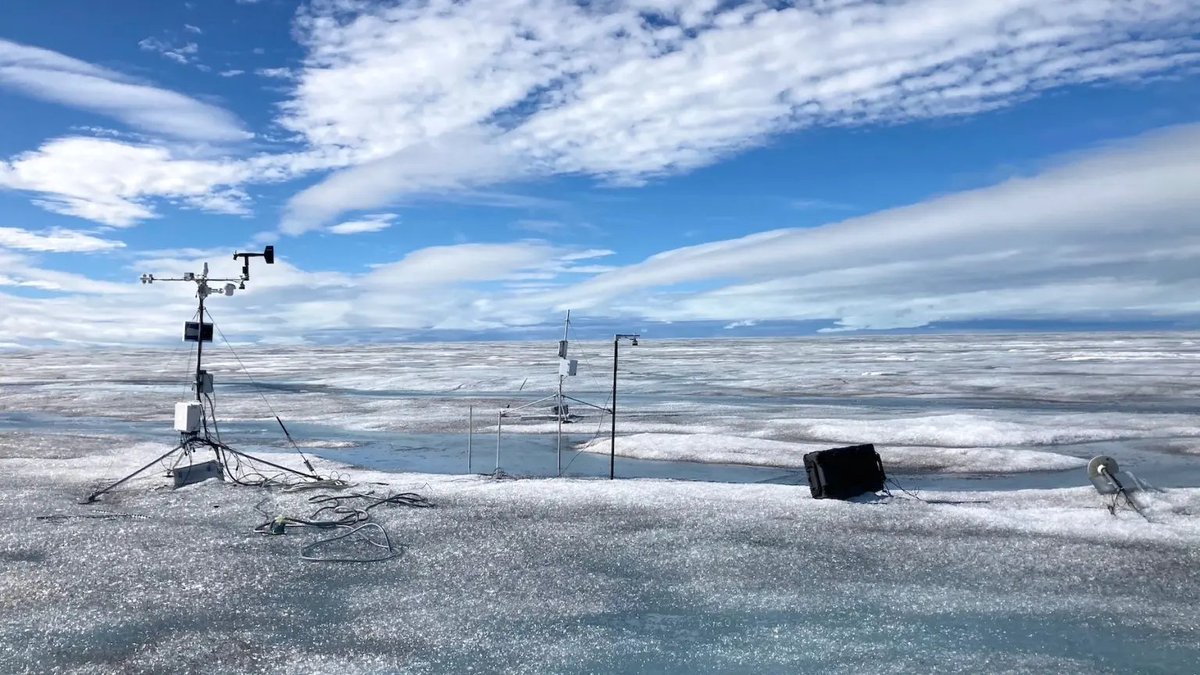 Main Topic: Why It’s Troubling That Rain Has Come to The Arctic via @grist On the Extreme Temperature Diary- SAT 5/04/2024 guyonclimate.com/2024/05/04/ext… +new #climate, record temp + #weather links @MichaelEMann @KHayhoe @ProfStrachan @BrianMcHugh2011 @ClimateOfGavin @ZLabe