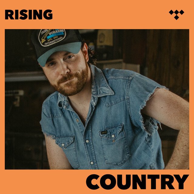 Most folks will use this picture to keep crows out of their garden.. But @TIDAL made it the cover for their Country: RISING Playlist & stuck Give A Damn at Track #1! 🧨 Thanks for the support y’all! Listen NOW here ⬇️ tidal.com/browse/playlis…