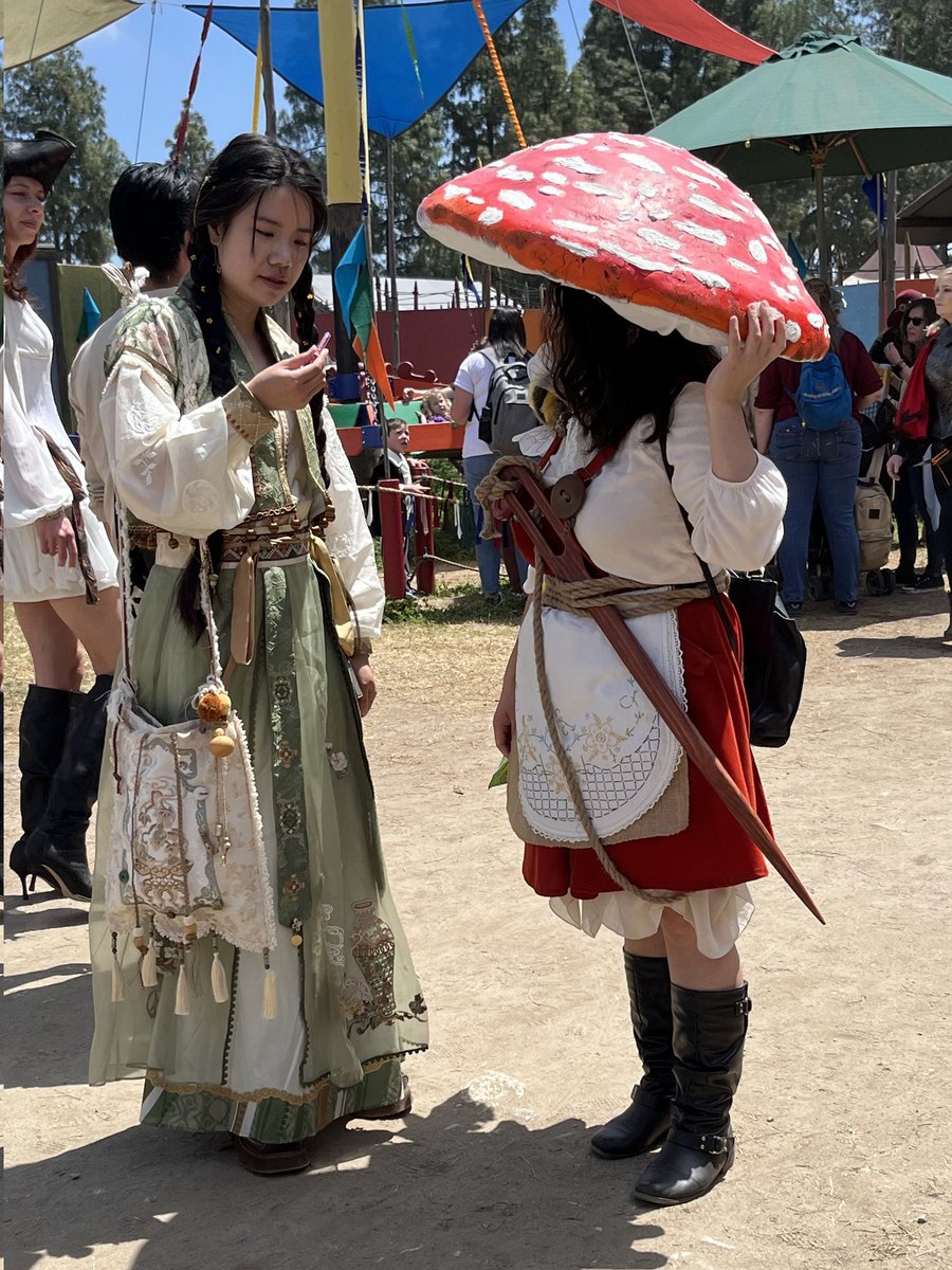 Anyway, so like a month ago I asked the internet for which weapon would better suit my renfaire mushroom outfit - so here you go (feat jiedi in that 2nd one)