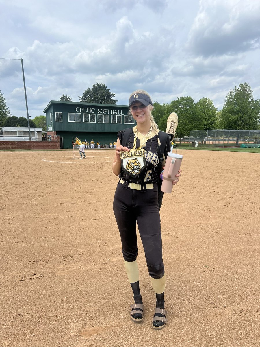 BENGALS WIN!🥎☀️ Bengals defeat Providence today. 2 big 💣’s from Keira!