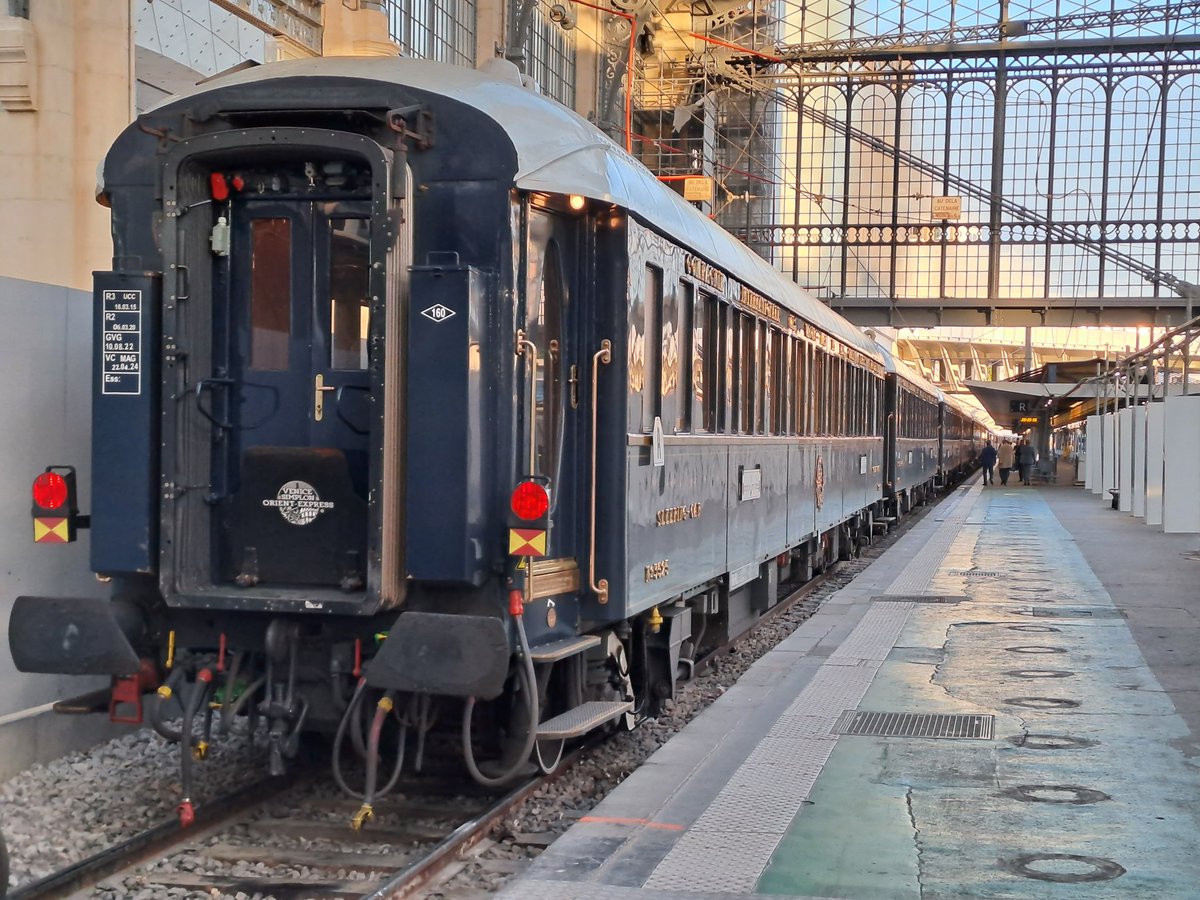 Allez, on passe de la côte d'Azur à la Bourgogne.
#vsoe #orientexpress de Dijon à Paris pour finir cette belle semaine!