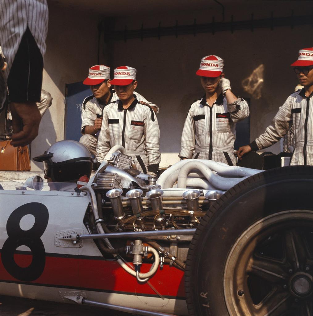 F1'1966. Italian Grand Prix (Monza). Richie Ginther, Honda RA273

#F1 #ItalyGP #Monza #Gunther #Honda
