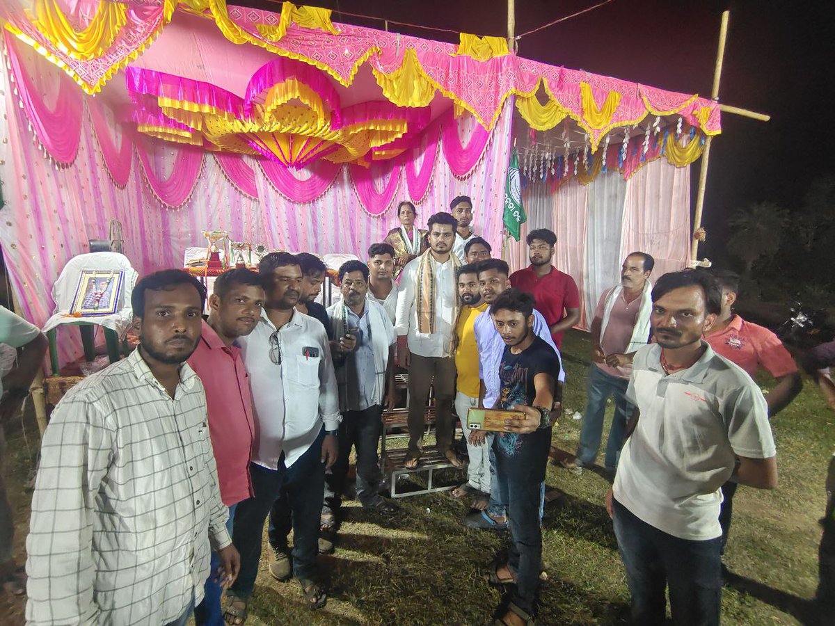 Happy to be a part of the Night Cricket match conducted at Kaduanuagaon today. These kind of tournaments help in making the team bonding stronger. Glad & elated to see such large number of youths participating in the tournament and giving so much importance to different sports…