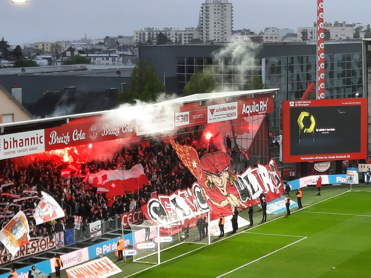 🔥🔥🔥 Tifo des Celtic Ultras avant Brest-Nantes #SB29 #SB29FCN #FBSport