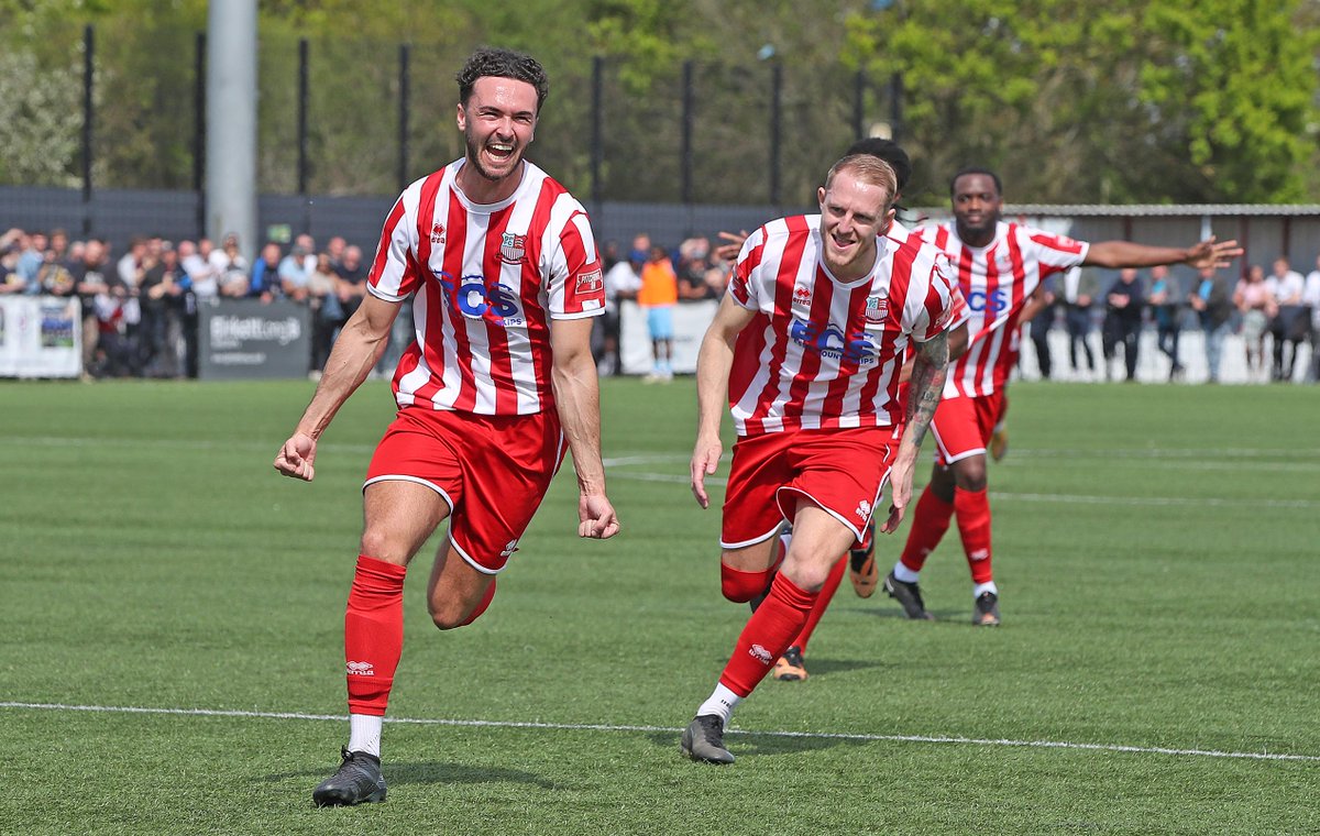 NickyHayesPhotos tweet media