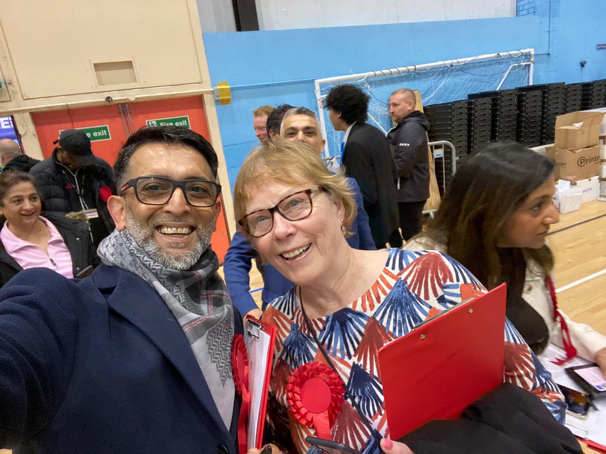 Congratulations to @KrupeshHirani and @SadiqKhan on your re-election. The tories chucked everything including the kitchen sink your way but #London saw through the divisive rhetoric and chose the hope candidates. Onwards to a #Labour government.