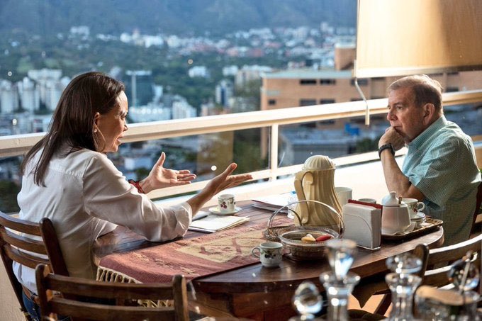 Nuestra líder unitaria: <a href="/MariaCorinaYA/">María Corina Machado</a>.
Nuestro candidato: <a href="/EdmundoGU/">Edmundo González</a>.
Nuestro equipo: Venezuela.

¡Vamos a ganar! 🇻🇪 

#UnidosParaCambiarVzla #UnidadYVoto #EleccionesLibresVzla