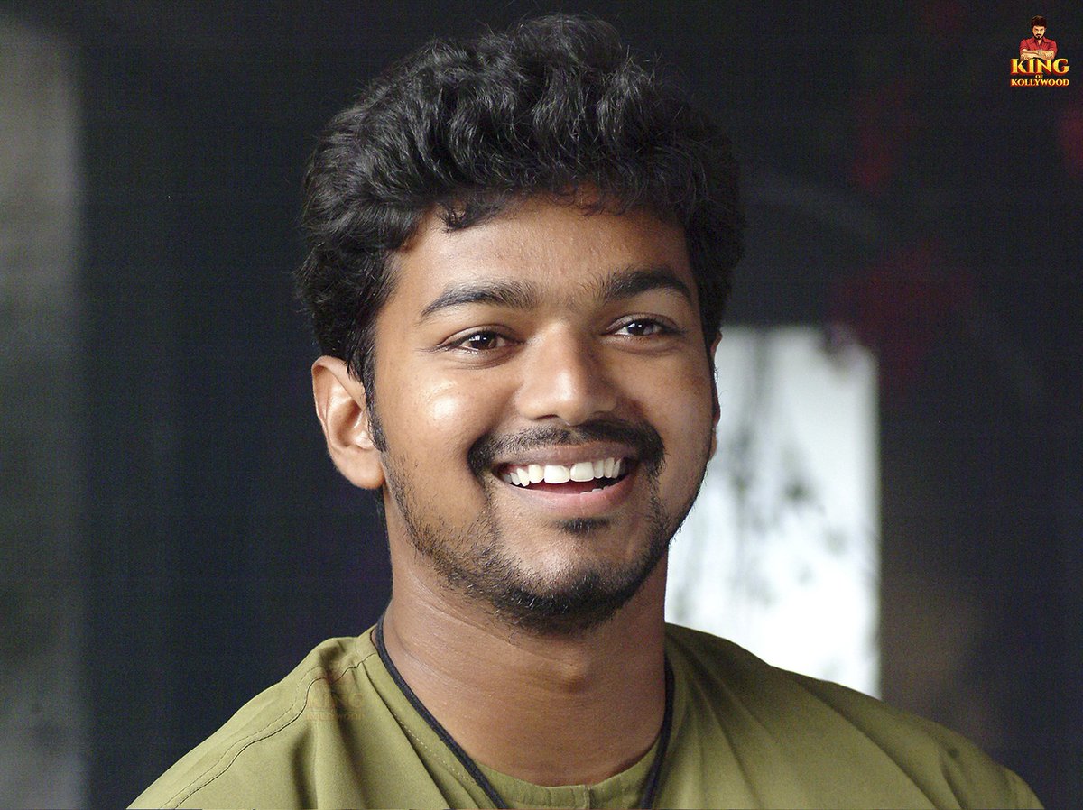 kingofkwood's tweet photo. #Ghilli HD Stills
Drive: https://t.co/fLffiXNett
@actorvijay | @kingofkwood 
#GhilliReRelease 
#TheGreatestOfAllTime https://t.co/zRtWBOlXaY