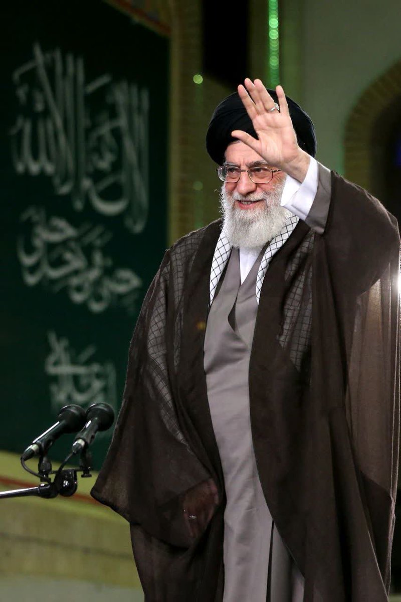 sepideh1402's tweet photo. یه ایران نوکرتن 
#لبيك_يا_خامنه_ای‌ #غریب_مدینه https://t.co/AAycPSFrrj