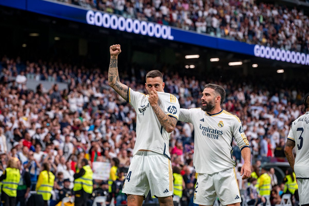 CBSSportsGolazo's tweet image. REAL MADRID ARE CROWNED CHAMPIONS OF SPAIN 👑🏆