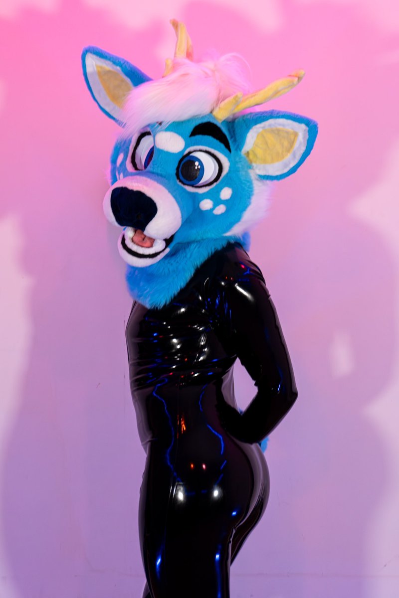 The best days are the shiny ones! 

#SqueakySaturday