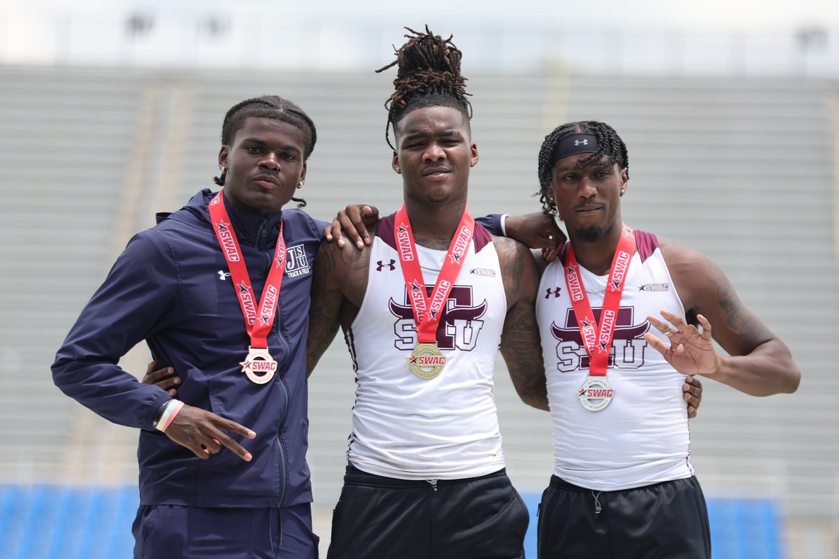 𝗣𝗼𝗱𝗶𝘂𝗺 𝗔𝗹𝗲𝗿𝘁 🚨 Men’s Pole Vault is in the books 📚 🥇Adam Hines - @txsutfxc 🥈Joshua Goslee - @txsutfxc | PR✅ 🥉Vincent Wilson - @gojsutigers #SWACTF | #BuildingChampionsForLife