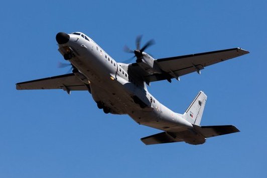 A Força Aérea transportou um doente a necessitar de cuidados médicos urgentes entre ilhas do Arquipélago da Madeira. Para a missão foi empenhado um avião C-295M da Esquadra 502 - 'Elefantes'.