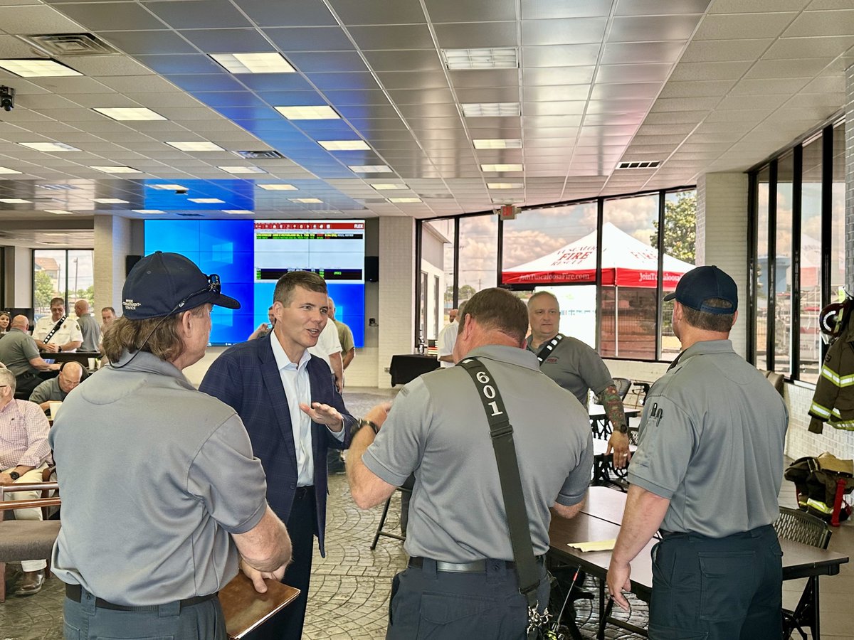 Today is #InternationalFirefightersDay. Throughout the course of the week, the City held lunches for our firefighters at Tuscaloosa Fire Rescue as a small token of appreciation for what they do every day to keep our community safe. Please join me in thanking them today!