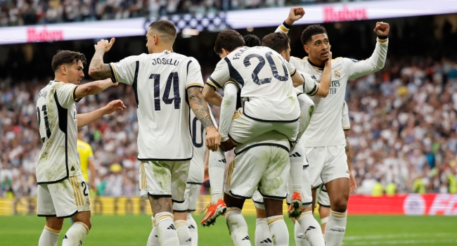 Real Madrid Crowned La Liga Champions After Girona Beat Barca Carlo Ancelotti’s side did their homework against the Andalucian stragglers to virtually guarantee a record-extending 36th Spanish title, confirmed when Barcelona dropped points at Montilivi. channelstv.com/2024/05/04/rea…