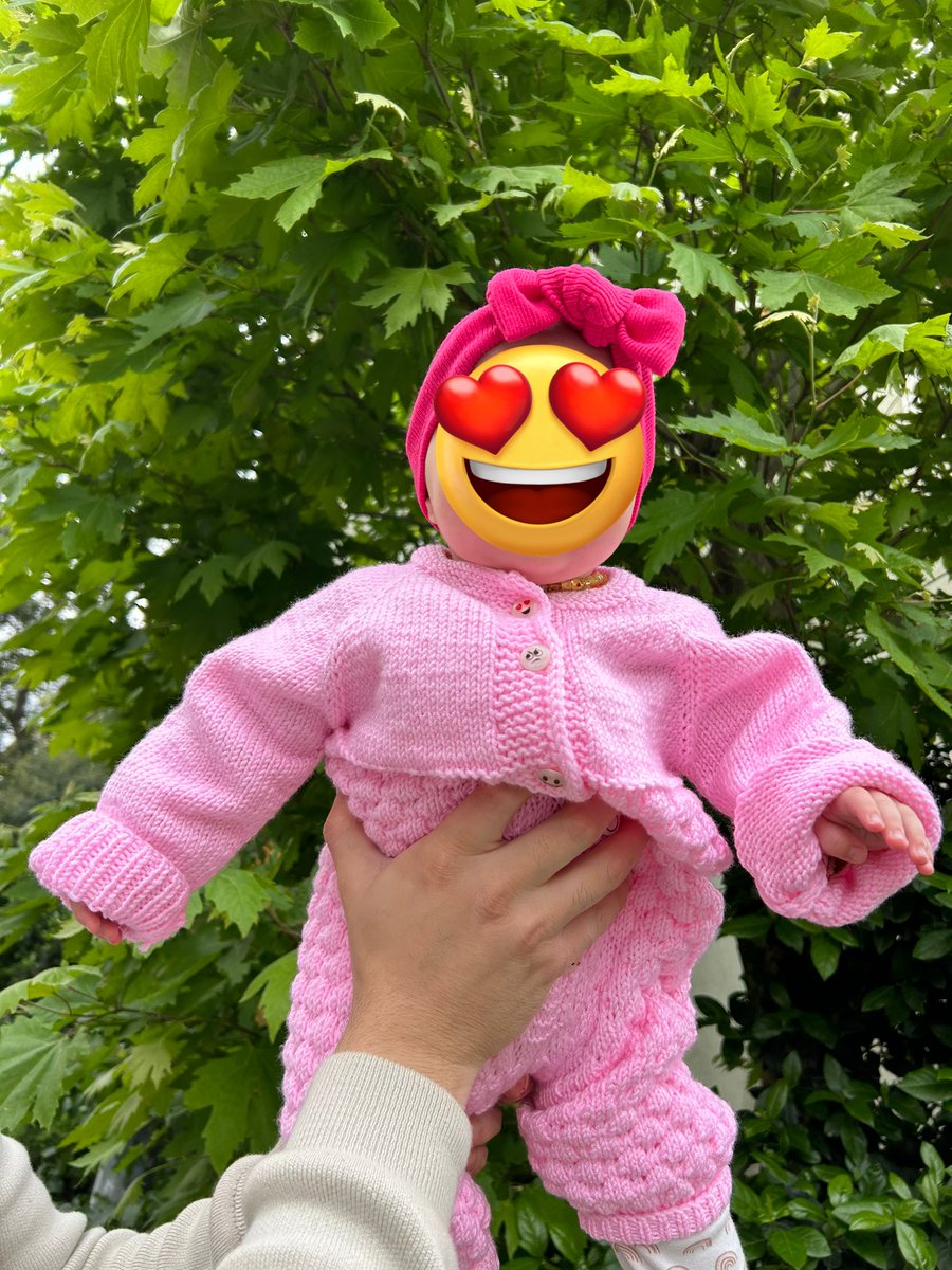 zllfndk's tweet photo. Bazen bir bebenin gülüşü ile gelmeyen bahar şıp diye geliverir 🫠😍🥰❤️ https://t.co/kKoY03xqTy