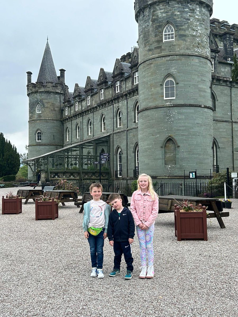 Visiting our school house: Inveraray Castle 🏰 💚@StMarysPS14