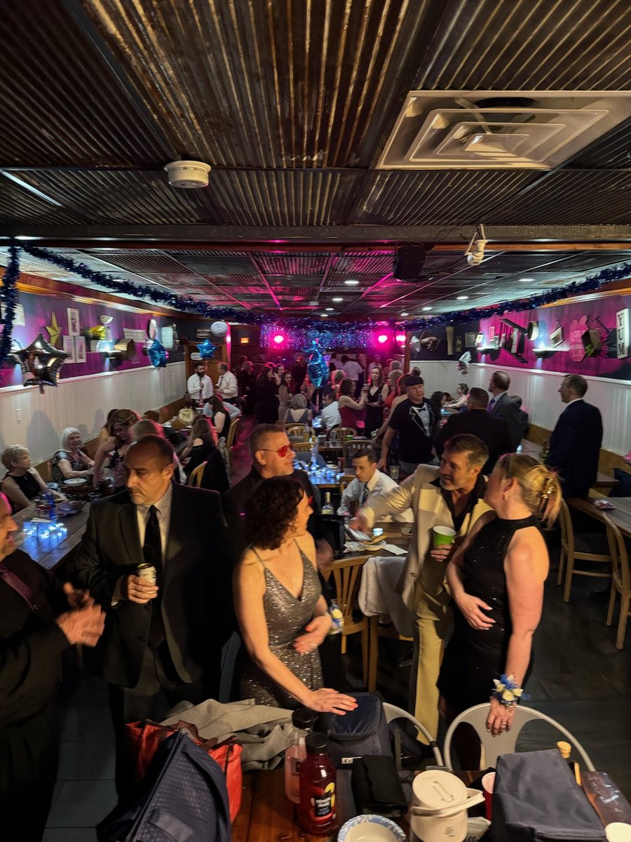 Nazareth Wrestling Prom Night! A huge success & a fun night for over 128 guests! Thank you Farm Table for hosting a great night! Thank you to Terri Dressler & Hayley Daubert for doing an amazing job organizing this event! #GoBlueEagles #GoLadyBlueEagles #NazarethProud 🔵🦅🤼‍♀️🤼‍♂️