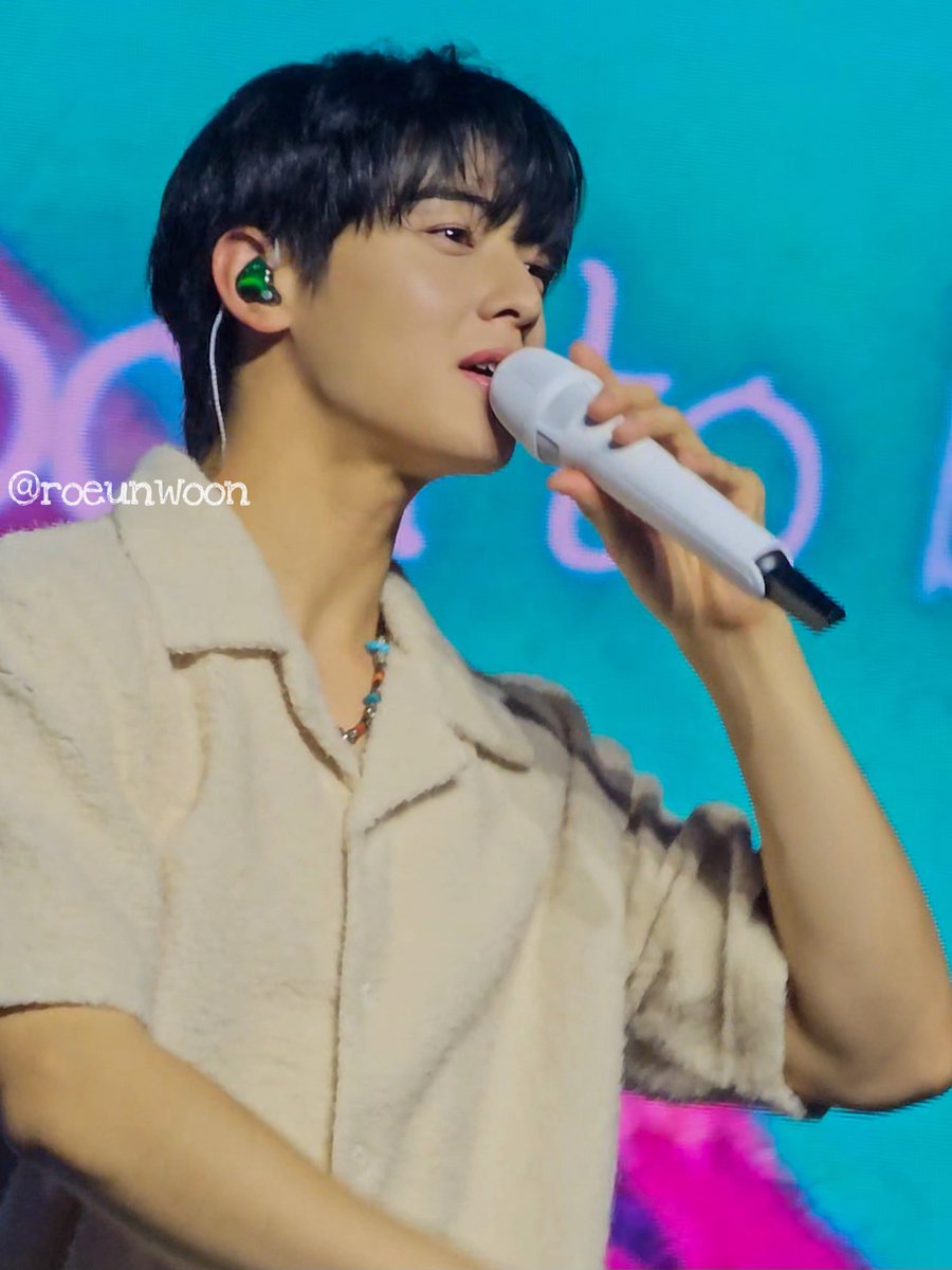 20240426
2024 Just One 10 Minute 
[Mystery Elevator] in Hong Kong

😚

#MysteryElevator #JUSTONE10MINUTE 
#차은우 #CHAEUNWOO #チャウヌ #ชาอึนอู #ASTRO #아스트로