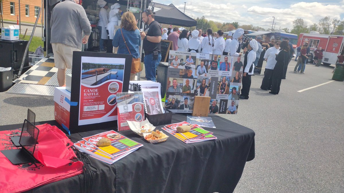 <a href="/coventryschools/">Coventry Schools RI</a> <a href="/coventrycareer/">Regional Career & Technical Center</a> <a href="/CoventryOakers/">Coventry High School</a> <a href="/RIDeptEd/">Rhode Island Department of Education (RIDE)</a>