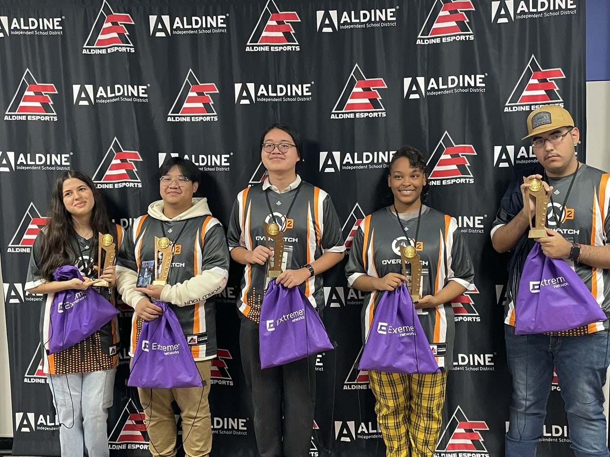 DrFavy's tweet photo. The winners!!! @AldineEsports Overwatch Champions 🏆 First Place 🥇 @BlansonCTEHS @Eisenhower_AISD It was a long day of competitions but so worth it to see these smiles 😊 Fantastic teamwork!!! #DayofDesign @MolitorDLSV1 https://t.co/RfYSQMRXDd