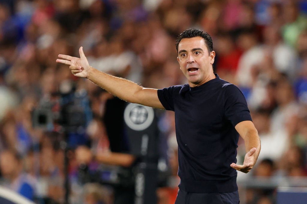 🗣️ Xavi: “I am angry as well… I am a Barcelona fan. But we can correct the situation.”