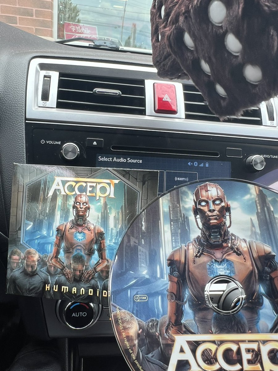 Had to go further than expected but long last I possess Humanoid! 🚗🎶🤘😎🤘 #NowPlaying #Accept #Humanoid #PhysicalMusic