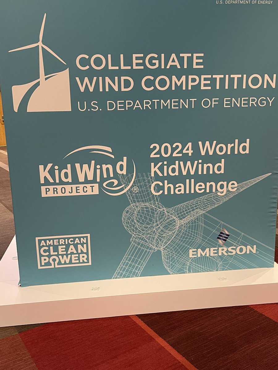 MrSTEMBrown's tweet image. Lots of setup work happening ahead of KidWind Worlds 2024 which starts tomorrow at noon in Minneapolis, MN in the convention center!
#wkwc24 @kidwind_project
#STEM #kidwindchallenge #windturbine #renewableenergy