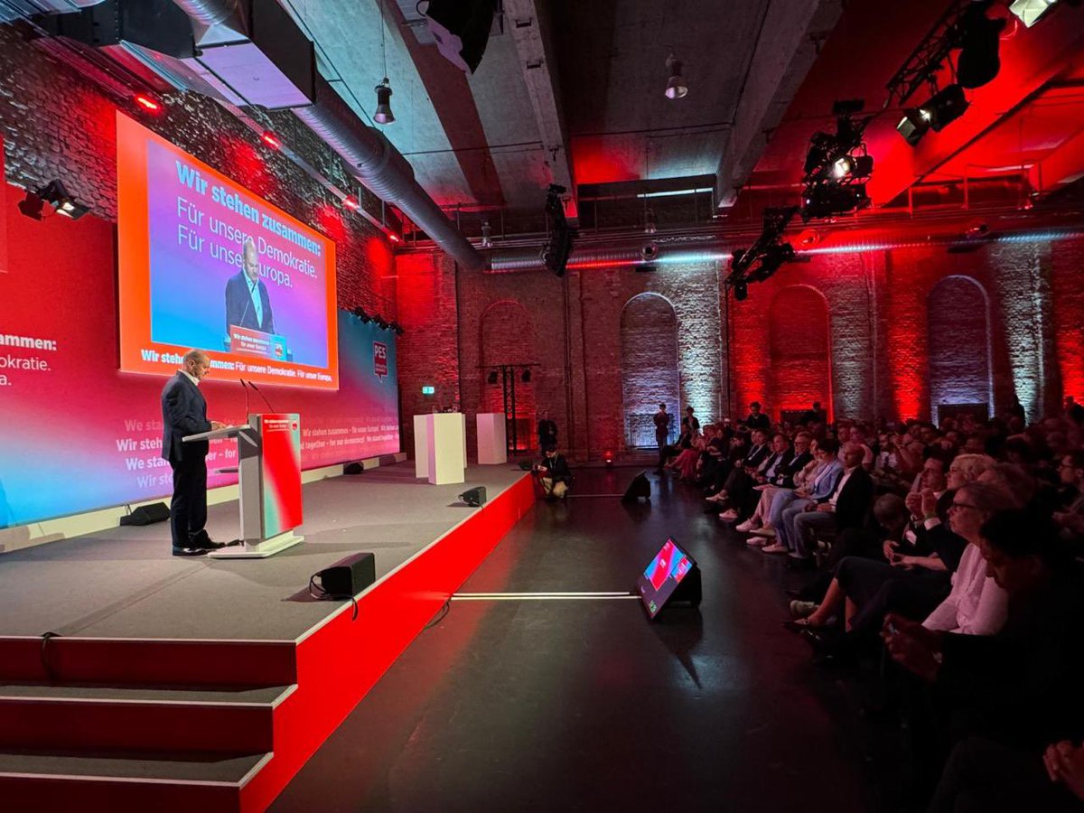 Pleased to attend the @PES_PSE Conference in Berlin under the banner 'We Stand Together'. I wish @katarinabarley & @NSchmitPES all the best in 🇪🇺 elections! Across Europe our commitment to social democracy & respect for every citizen guides us. Upholding our values is essential.