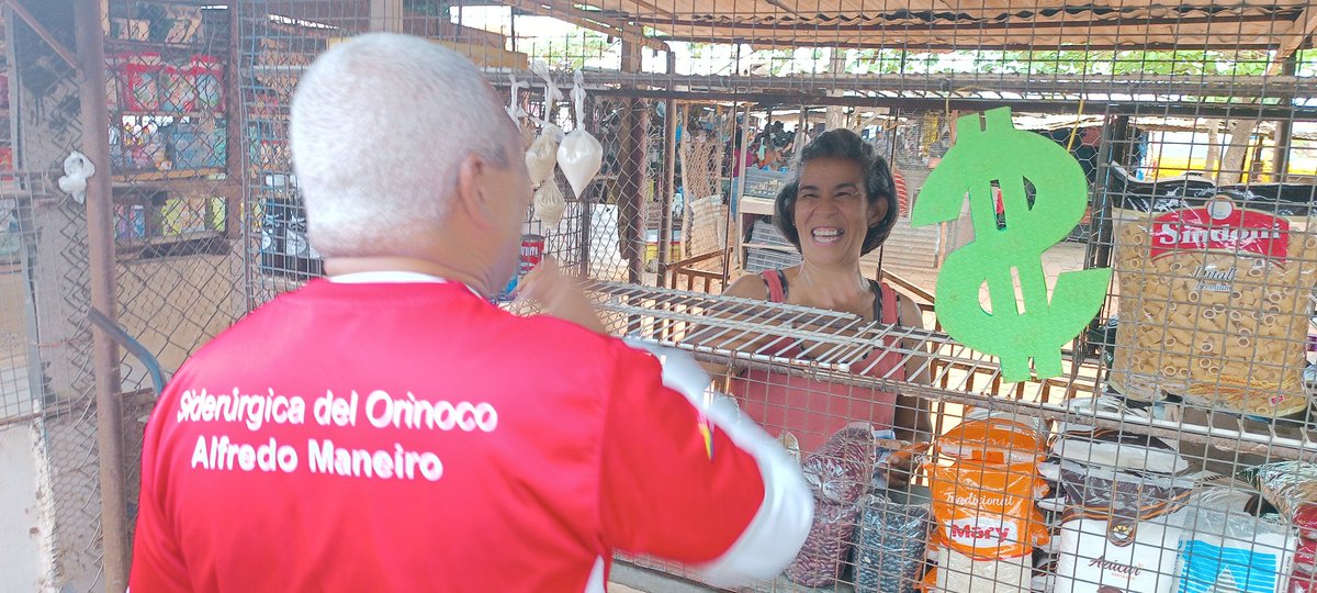 LCRBolivar's tweet image. #04Mayo Equipos de la @LCRCaroni junto al @ConVzlaComando recorriendo las calles del #Core8 con @MariaCorinaYA + @EdmundoGU  VAMOS A GANAR #ConVzla