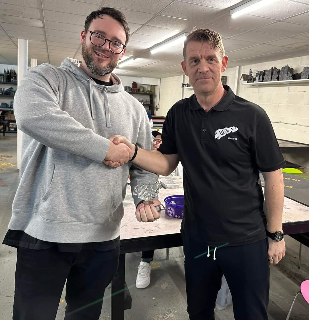 Photo of me looking most handsome. Kragnos and Yeti's bagging me the most sporting today at a brilliant charity event for <a href="/WS10Gaming/">WS10 Gaming</a> . Looking forward to playing more of a part for the club moving forward 👌 Highlight of the day, Kragnos knocked his own Tundra tower over 🫎