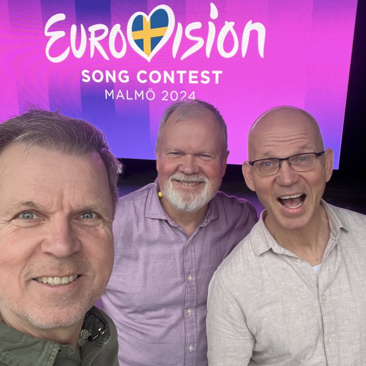 Äntligen tillbaka på Eurovision Hoppas vi vinner igen 😅