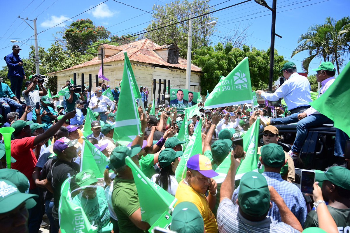 En la provincia Montecristi se siente el entusiasmo y la algarabía de quienes se saben ganados. Para lograr las transformaciones que necesita el país, #Vota3 este 19 de mayo, por la #FuerzaDelPueblo.