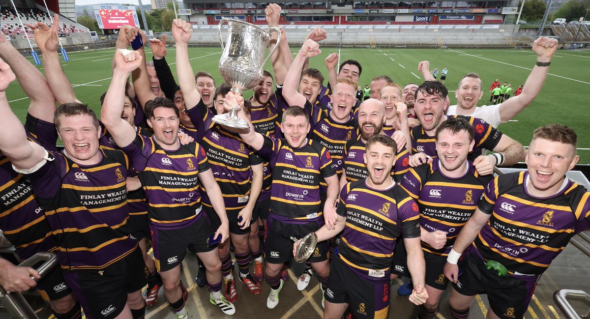 Huge congrats @InstoniansRugby 🙌 After a nail-biting game that went into extra time, Instonians emerged victorious against QUB and are the 2024 @bankofireland Senior Cup Winners 💥 Full match report 👉 shorturl.at/norSY