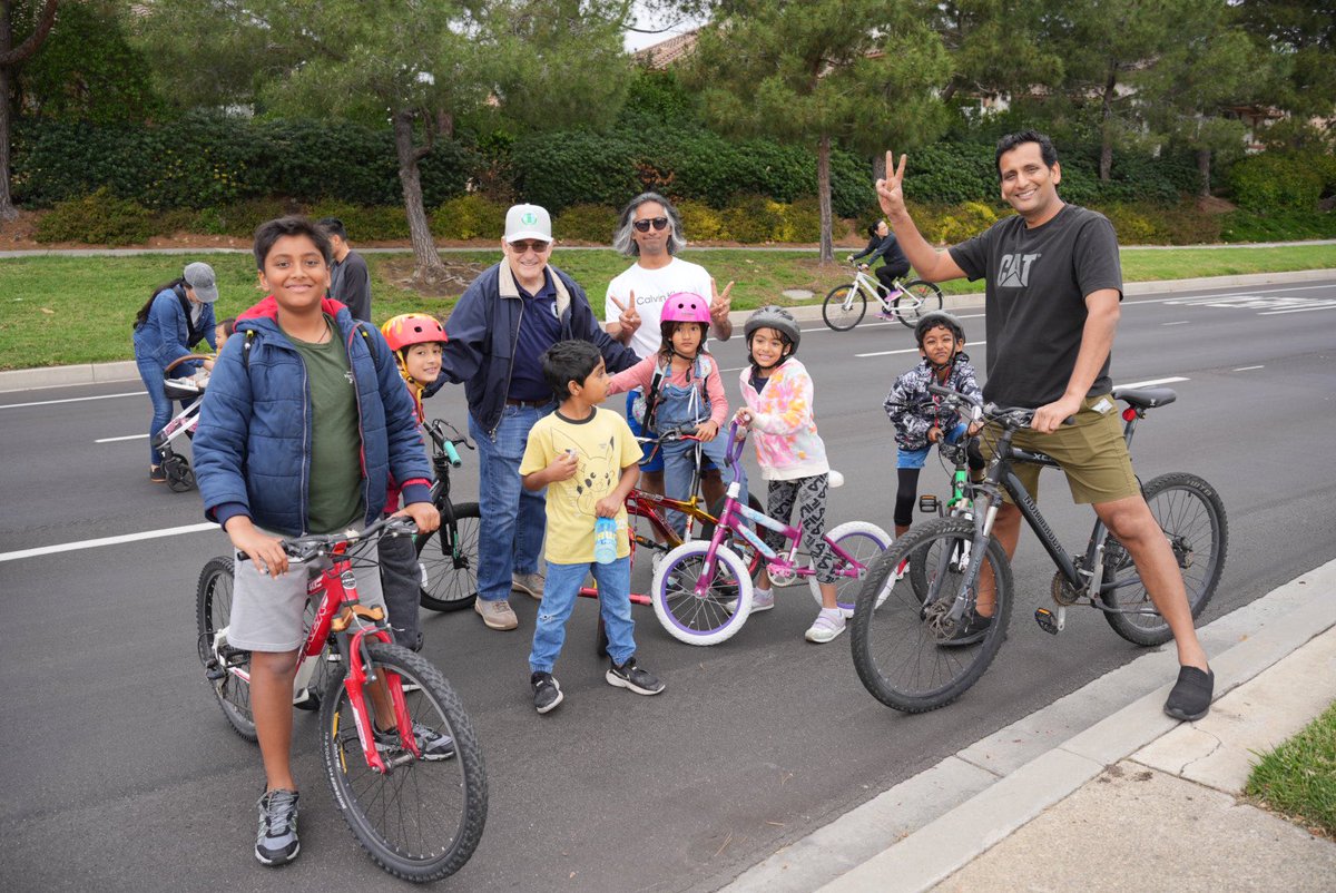 We are having a blast at Irvine's first-ever open streets event, CicloIrvine!🚲🚶‍♂️👩‍🦽‍➡️There's still time to join the fun, the event goes on until 4 p.m. Head over now for a day full of music, food, and activities for the whole family! 
#CicloIrvine #OpenStreets