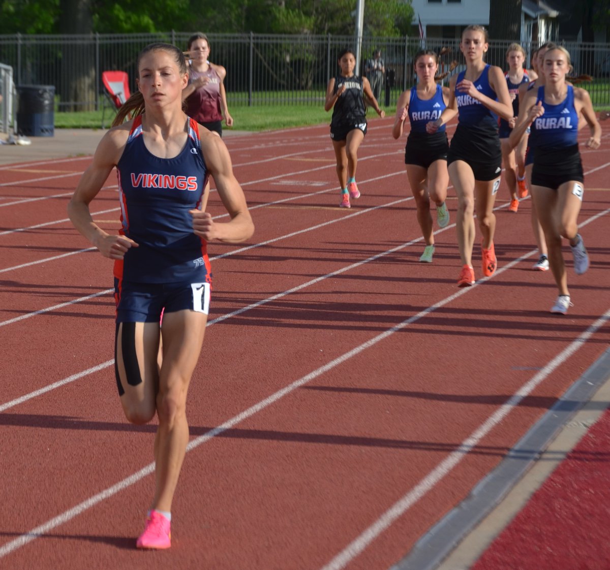 peterson_rick's tweet photo. . @RuralTF sweeps team crowns in Joe Schrag City Championship. @SeamanTrack's @RyinMiller1, @SHHSThunderbird @JacksonEsqy lead outstanding night for city stars. ...
https://t.co/GjXqAMNb5D https://t.co/eDjPxd2IXa