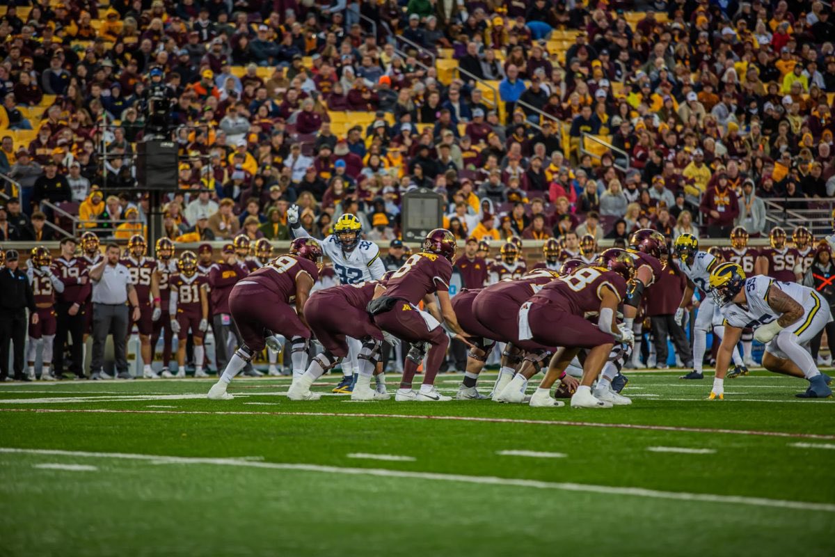 After an amazing conversation with @Callybrian I am blessed and excited to announce I have received an offer from The University Of Minnesota. @rymcq65 @HCRedDevilFB @nick20lee @Coach_Fleck @madisonaroberge @_cgallagher @KramerCook @RyanBurnsMN @AllenTrieu @LemmingReport