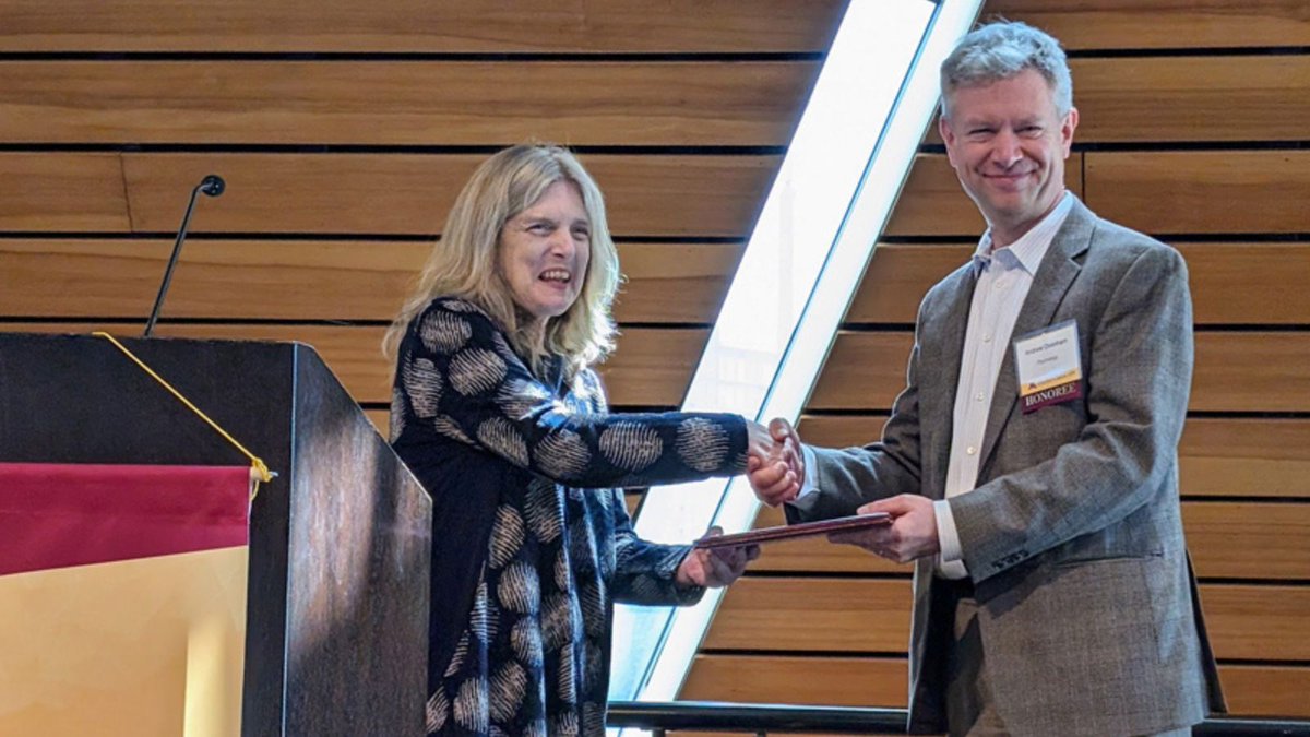 We are excited to announce that Andrew Oxenham is the Waldfogel Scholar of the College, recognizing his exceptional contributions in research that have reached a high level of distinction and transformed the way knowledge is constructed. buff.ly/3yaahTT #UMNCLA #UMNProud