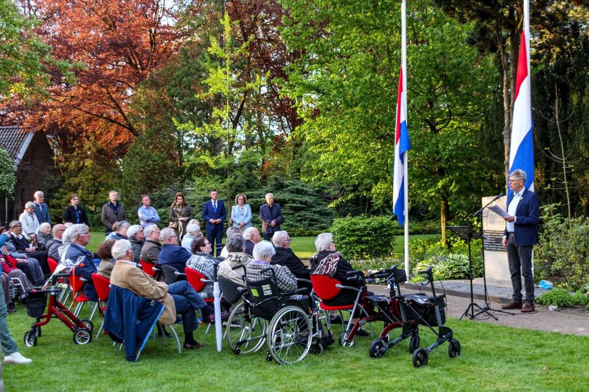 Vandaag herdachten we de oorlogsslachtoffers in #Bornerbroek