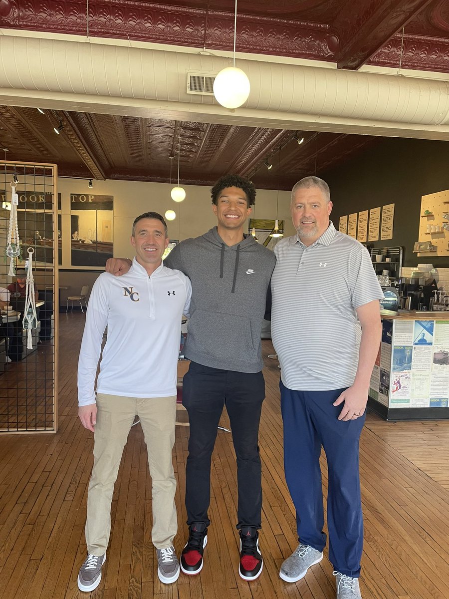 It’s always rewarding to see players make it to the finish line! <a href="/Theo3Hughes/">Theo Hughes</a> and <a href="/JalenPage2/">Jalen Page</a> are two of our graduates today!