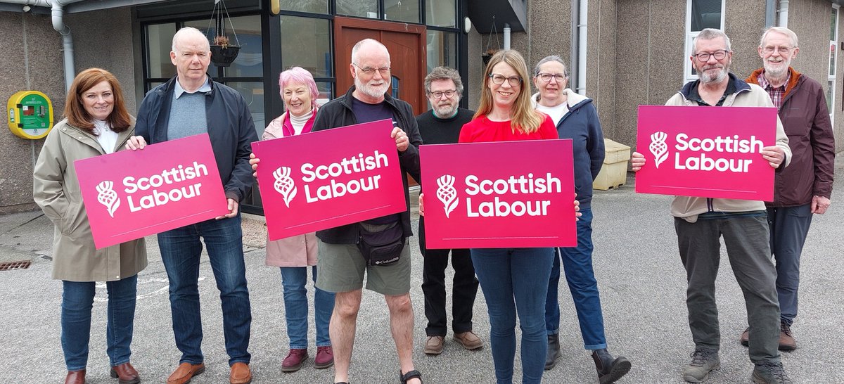 Great to be out in Westhill campaigning for @UKLabour government. It's an honour to be selected as the candidate in West Aberdeenshire and Kincardine. #Win24 #LabourDoorstep