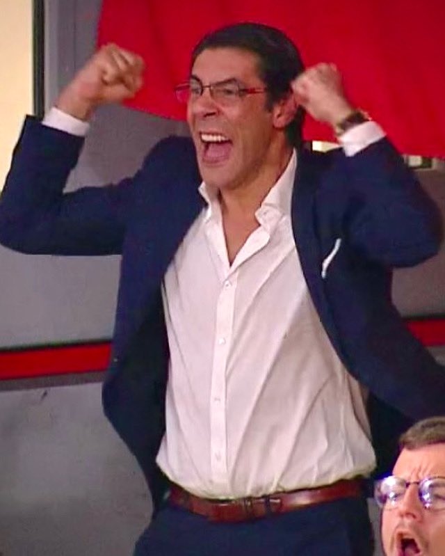 Reação do nosso Presidente após sagramo-nos Pentacampeões em voleibol, vibra e sente como nós ! ❤️🦅