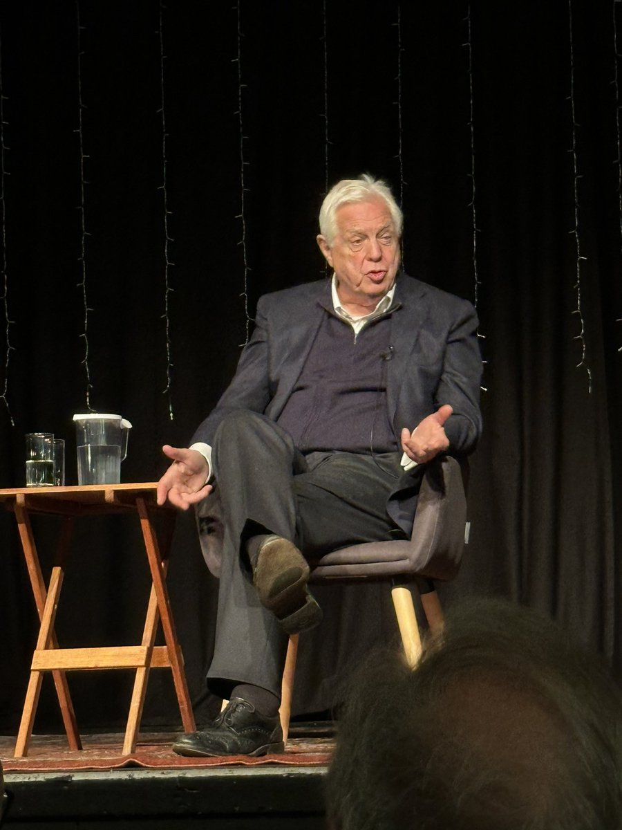 A fascinating evening listening to @JohnSimpsonNews From reporting in the most dangerous war zones in the world to modern uk politics a very balanced and interesting discussion