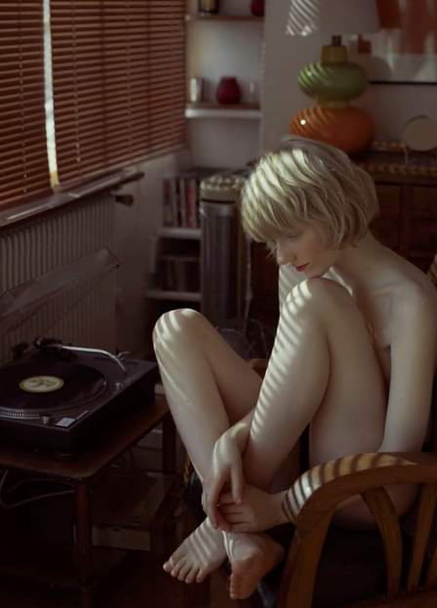 Marta Bevacqua 📷 La musica è di compagnia in questo triste sabato.