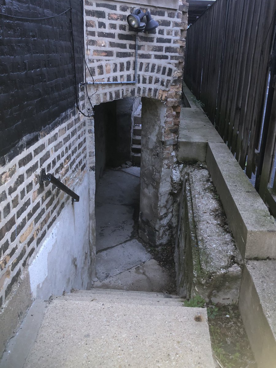 Chicagoans be like “I know a place” and it’s this