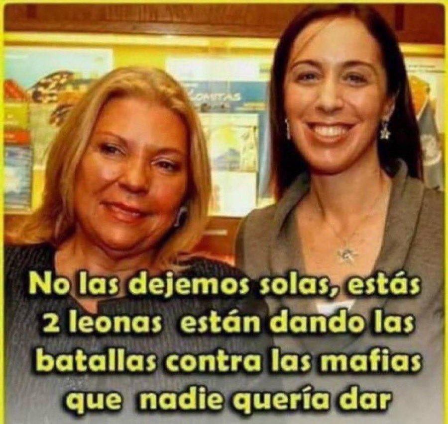 catafolklore's tweet photo. las chicas que estamos defendiendo a oriana porque sabemos que siempre la defendió 💋💋 https://t.co/Q4PsdkqebX