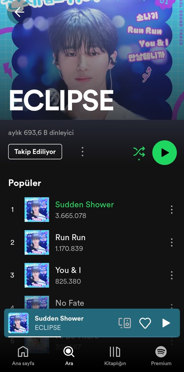 Adamlar dizideki müzik grubuna özel playlist yapmış ve dizideki grup söylüyor şöyle kaldım 😲 nası yaniiii süperler bu arada dinleyin 🥹🤍