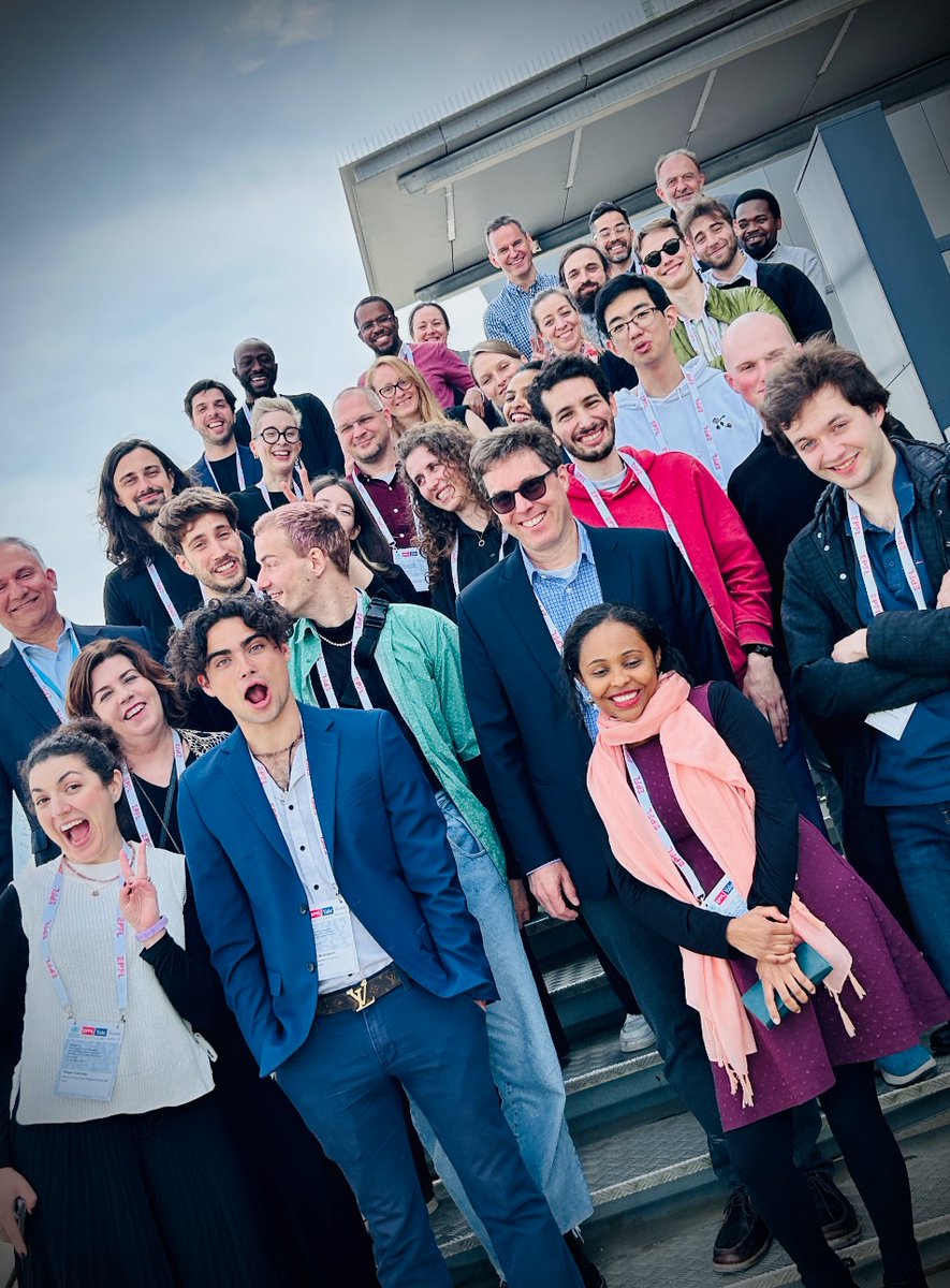 Ever heard of #appleyspaghettis #chesttoast or #blackboxes?! WE DID! Global & digital health experts came for a 2-day workshop: how to leverage #AI for the design & implementation of health decision support systems with focus on low resource settings. @EPFL @Yale @WHO @SwissTPH